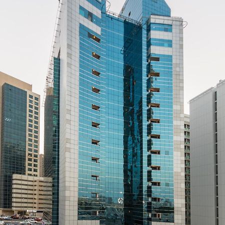 Golden Tulip Media Hotel Dubai Esterno foto